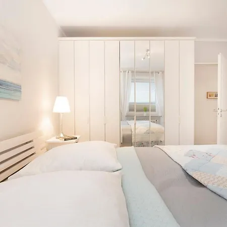 Apartment Strandfee 21